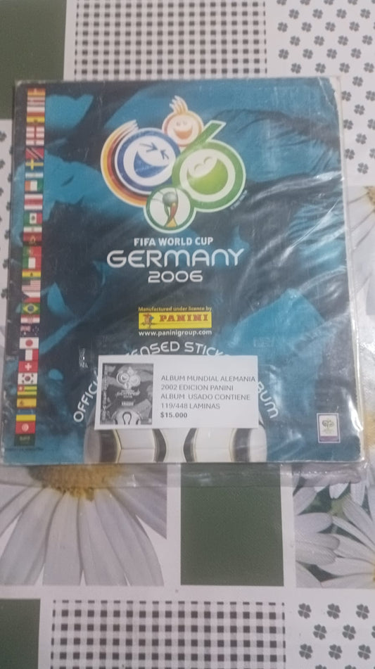 Album mundial Alemania 20002 edicion panini contiene 119/448 laminas