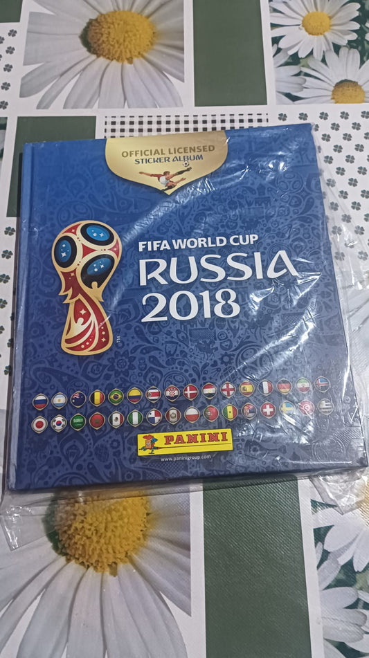 Album Mundial 2018 tapa dura con 311 láminas
